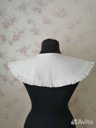 Воротник белый съёмный