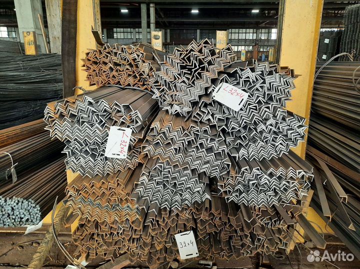 Уголок стальной