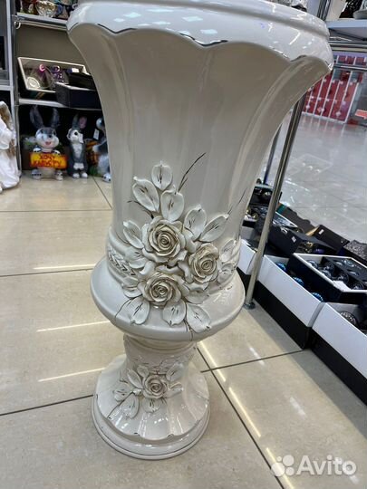 Напольна ваза