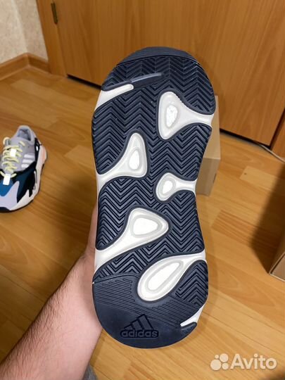 Adidas Yeezy Boost 700 wave runner оригинал