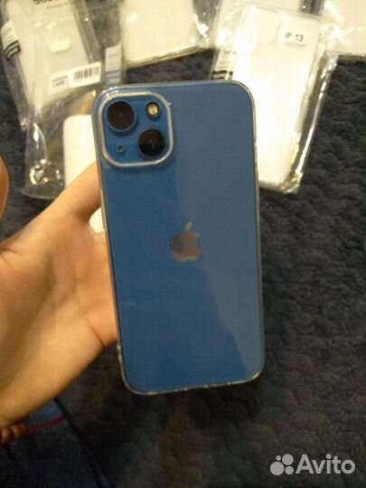 Чехол на iPhone 13