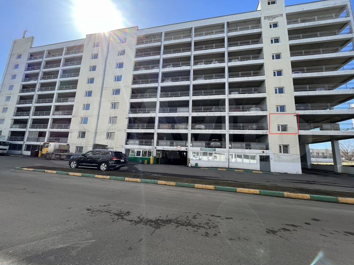 Машиноместо, 14 м²