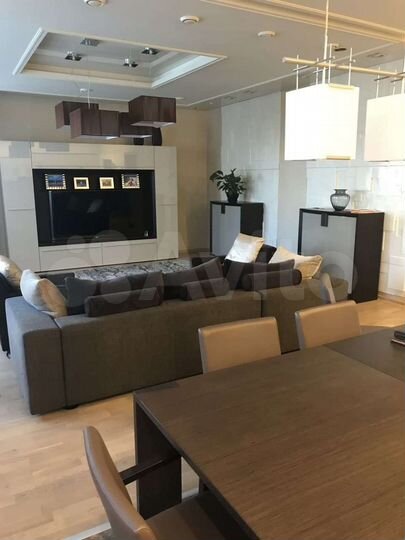 3-к. квартира, 126 м², 4/5 эт.