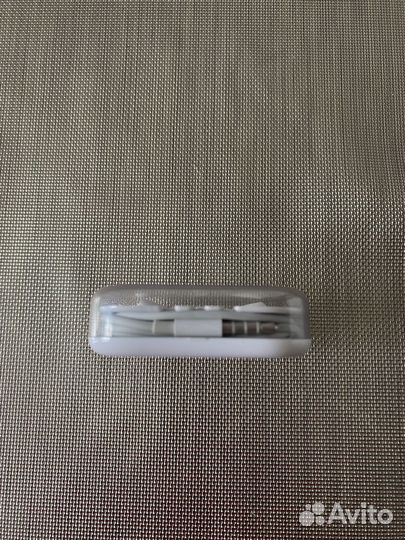 Наушники earpods