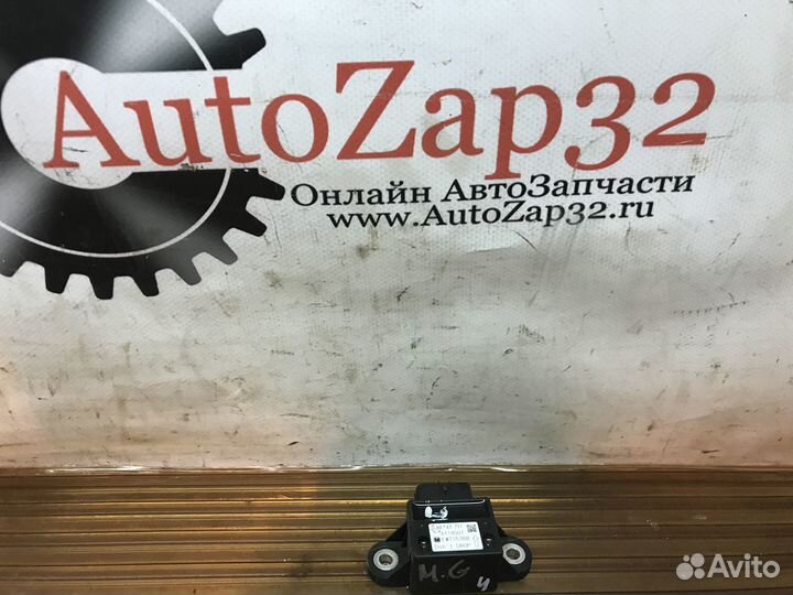 Датчик ускорения Mazda MPV