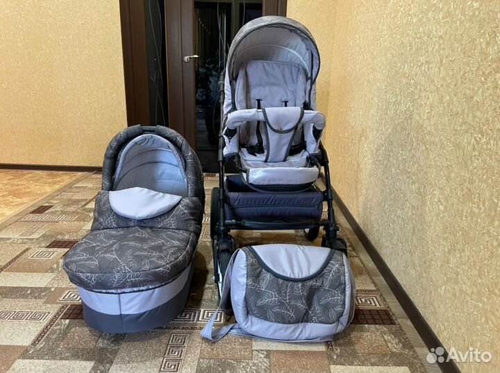 Продаётся детская коляска