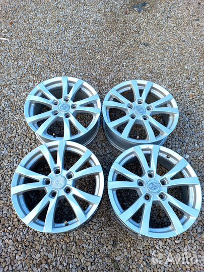 Литые диски R16 5 114.3 Toyota Corolla