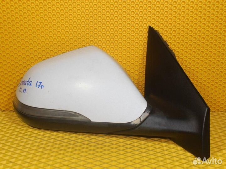 Зеркало правое Hyundai Sonata