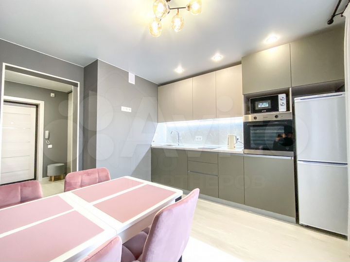 1-к. квартира, 43 м², 14/18 эт.