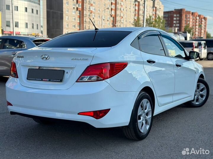 Hyundai Solaris 1.4 AT, 2015, 113 500 км