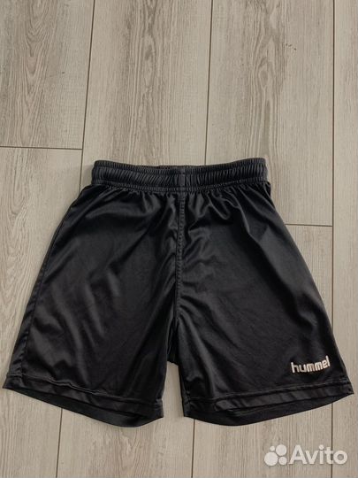 Футбольные шорты