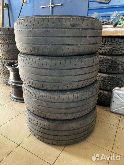 Yokohama Bluearth ES32 215/55 R17 94V