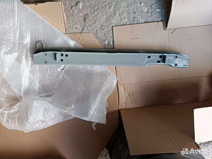 Балка рамки радиатора гранта калина нижняя