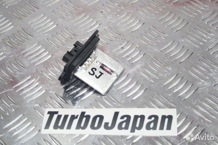 Резистор печки Subaru Forester SJ S13 2012+