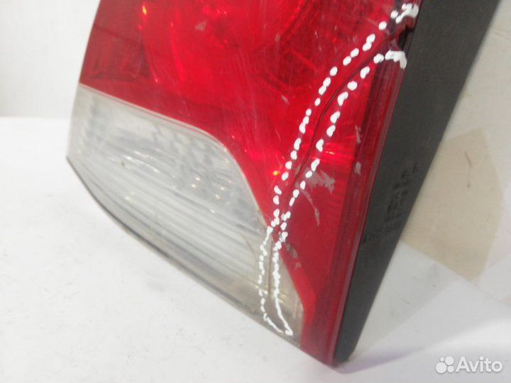 Фонарь задний правый Toyota Land Cruiser J200 до