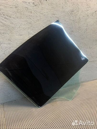 Стекло двери заднее левое Bmw 550Ix F10 N63 2010