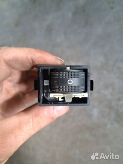 Кнопка корректор фар Audi A6 C6