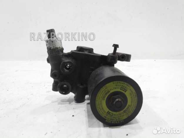 Цилиндр управления гидроподвеской