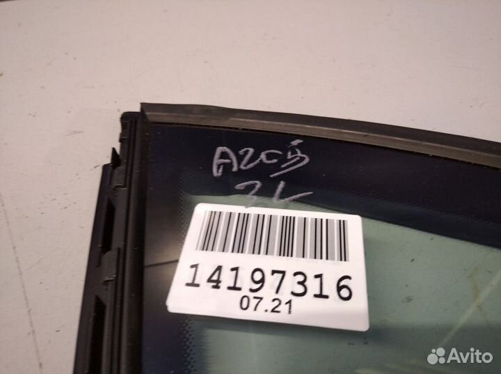 Стекло двери задней левой Mercedes C-klasse W205 2