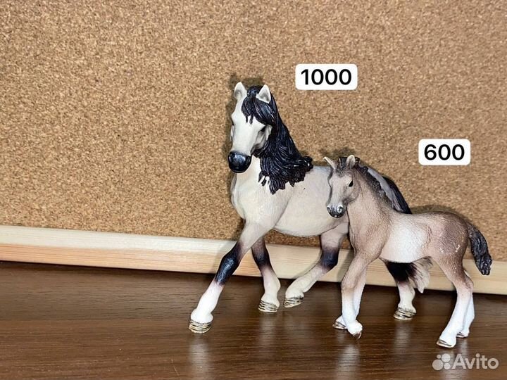 Фигурки лошадей schleich