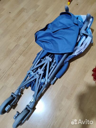 Прогулочная коляска трость