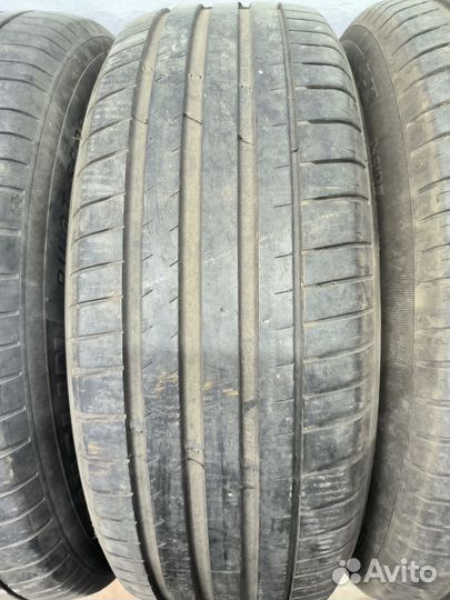 Michelin Pilot Sport 4 SUV 235/65 R18 110H