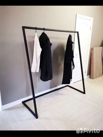 Вешалка напольная