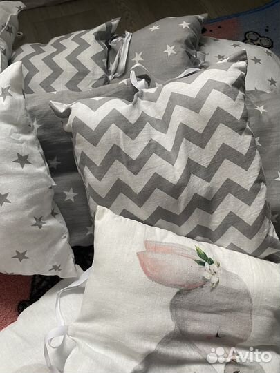 Подушки бортики в кроватку