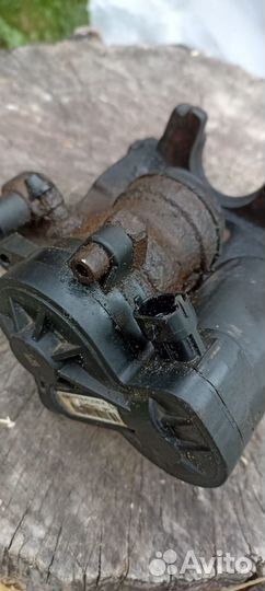 Суппорт тормозной задний левый