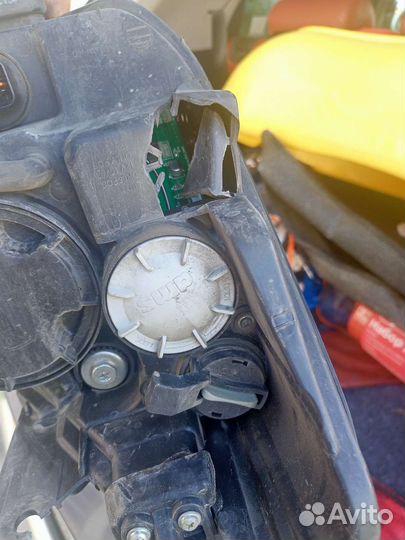 Фара на SsangYong Actyon 2014