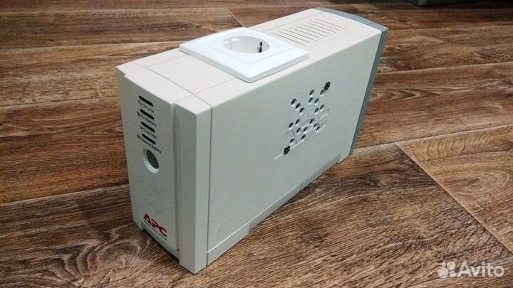 Преобразователь (инвертор) 12В или 24в -220в