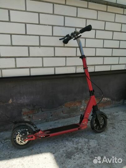 Самокат детский двухколесный с ручным тормозом