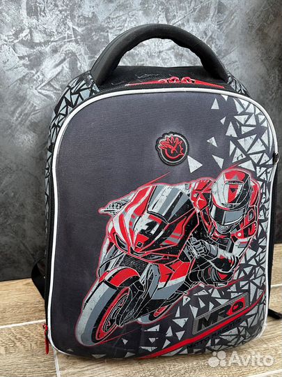 Рюкзак школьный для мальчика ортопедический