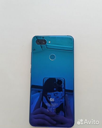 Телефон Xiaomi Mi 8 lite