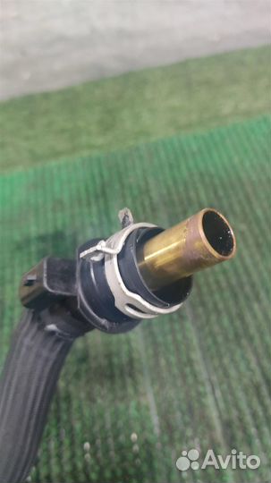 Трубка картерных газов Peugeot Expert 2010