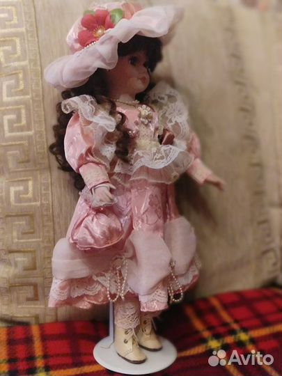 Кукла фарфоровая коллекционная 40 см из Европы