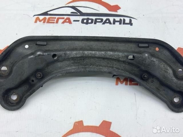 Крепление глушителя Volvo S80 седан B6284T 2001