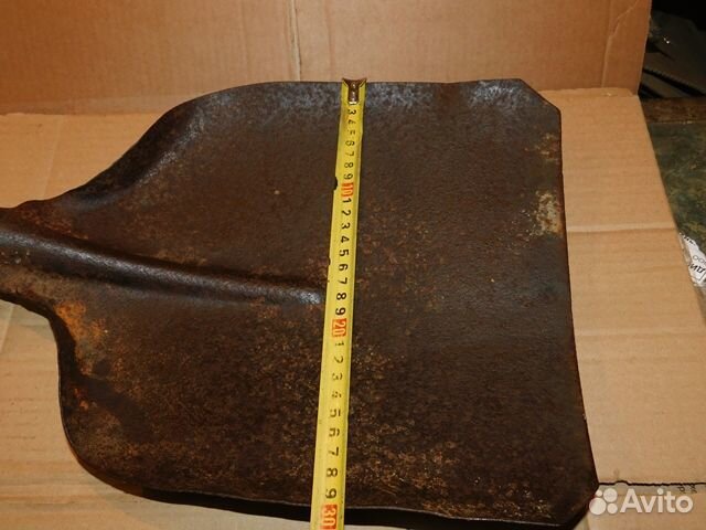 Старинная. большая, совковая лопата 