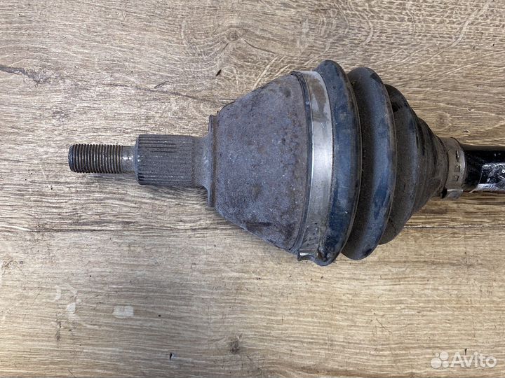 Volkswagen polo 6R левая полуось