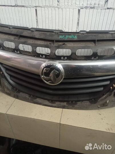 Верхняя решётка бампера опель мерива В(дефект)