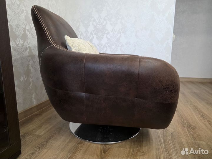 Кресло премиум класса на хром. ножке