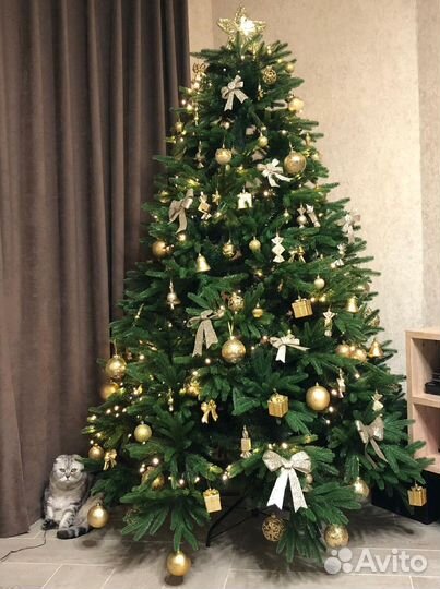 Елка искусственная