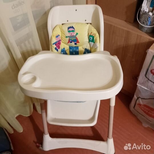 Стульчик для кормления