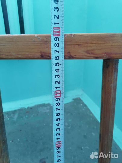 Лестница деревянная