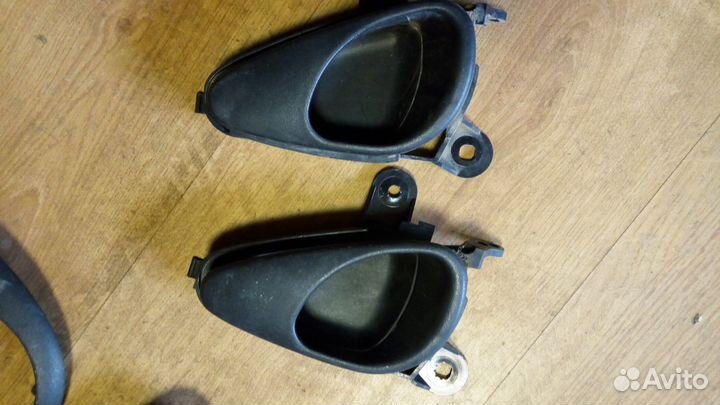 Внутренние ручки дверей нива шевроле