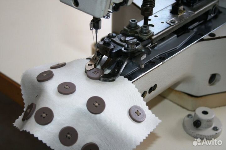 Швея на спецмашины