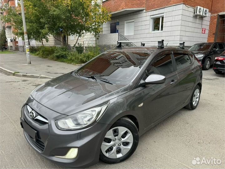 Hyundai Solaris 1.6 AT, 2011, 149 125 км