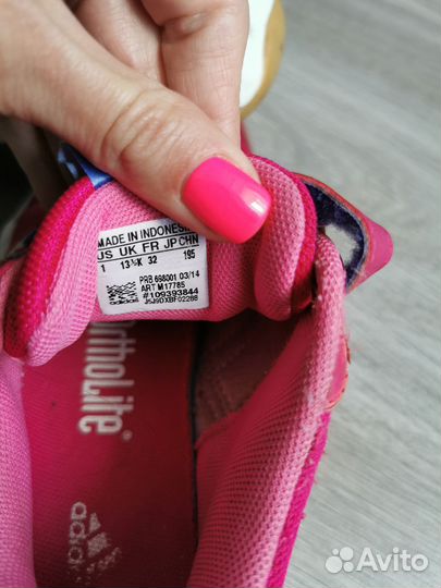Кроссовки adidas на девочку 32 р