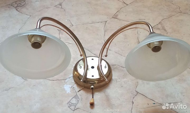 Настенный светильник бра