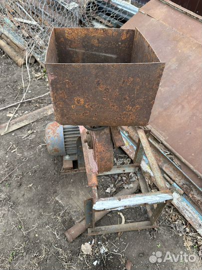 Мельница для зерна